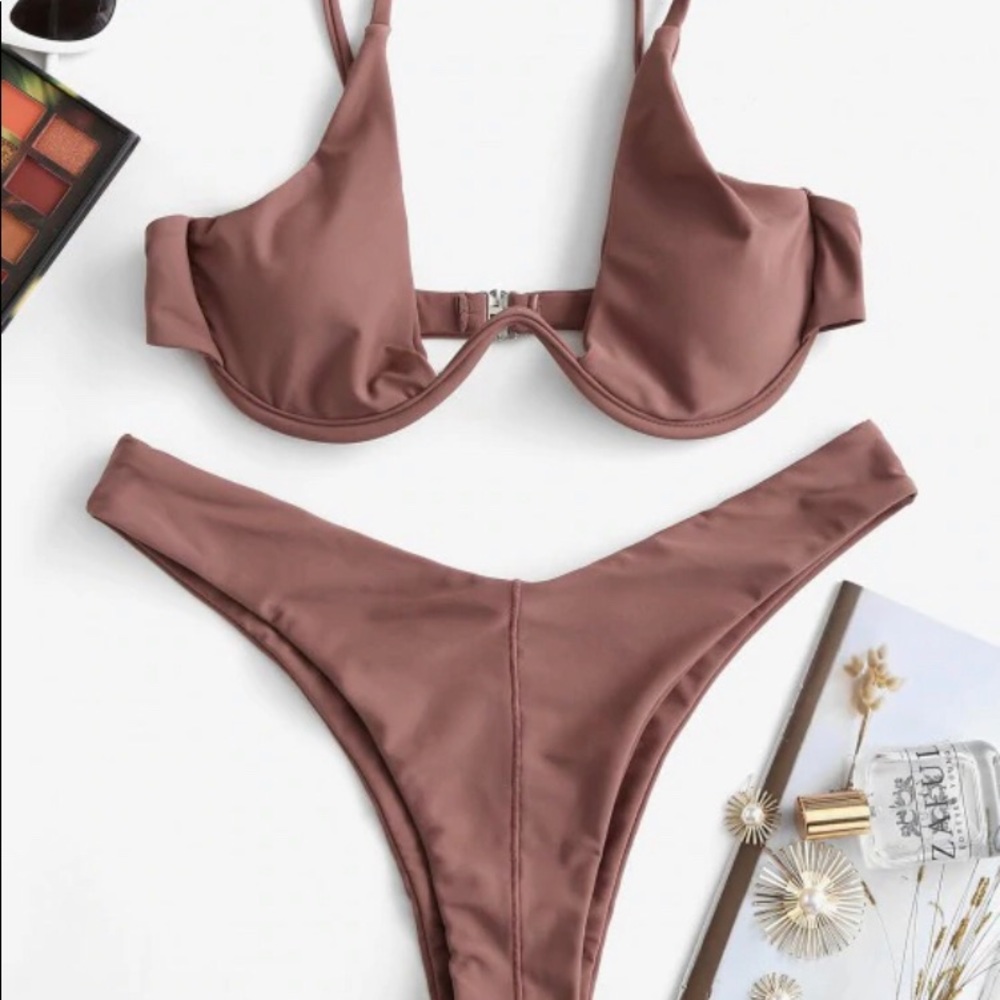 NWT ZAFUL Bikini Set